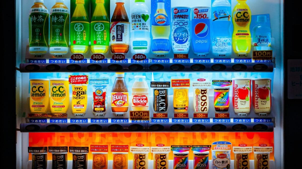 healthy snacks vending machines​