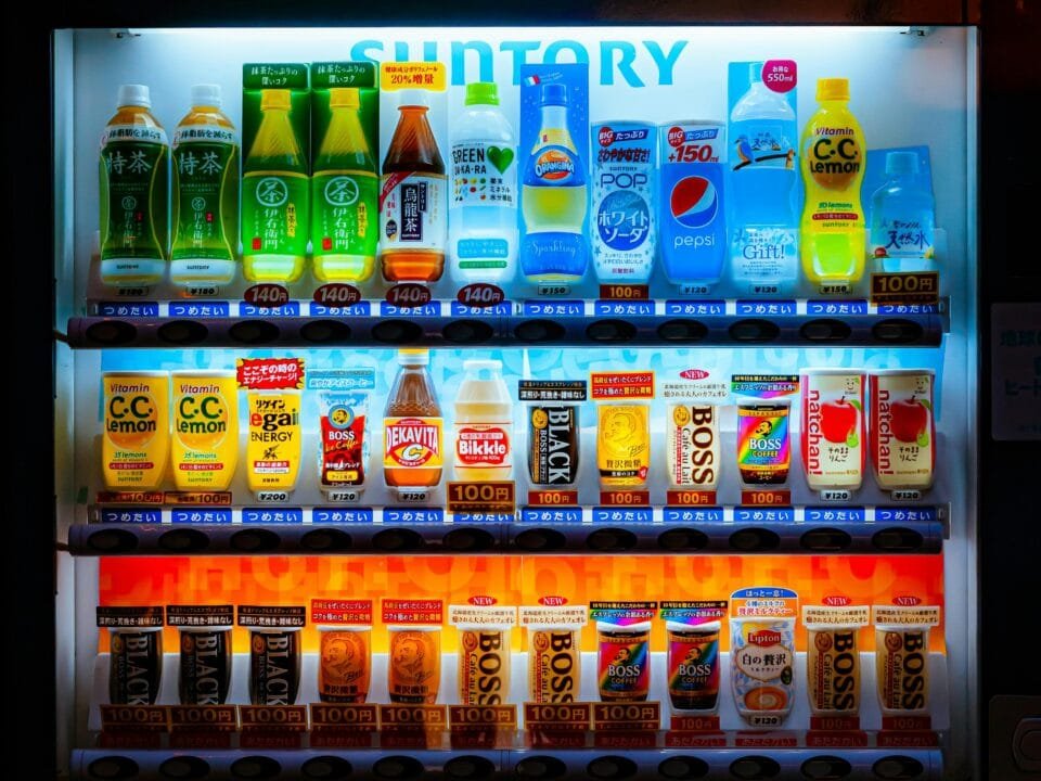 healthy snacks vending machines​